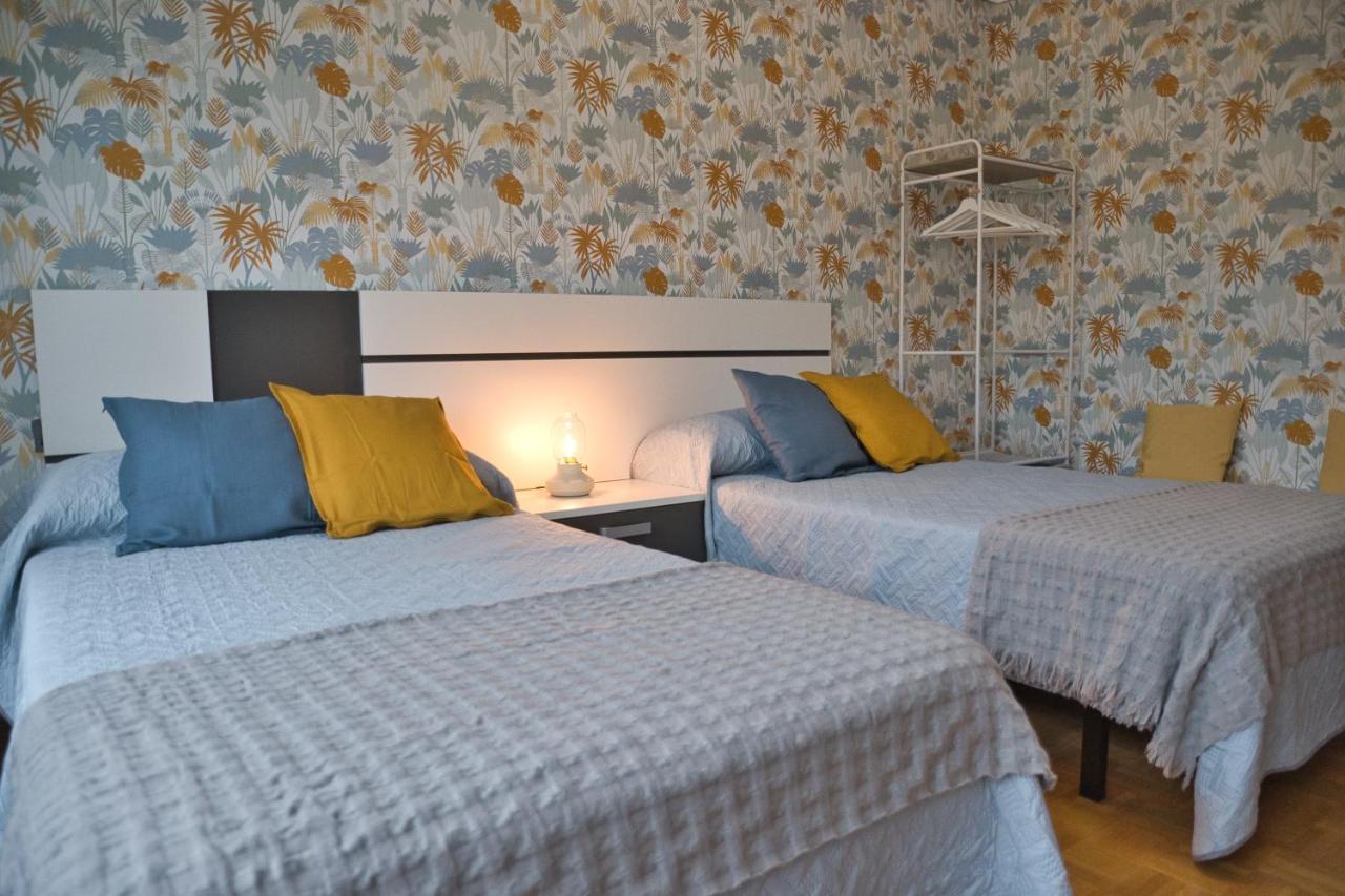 La Villa De Lore, Piso Completo Apto 6 Personas Con Garaje Aviles Ngoại thất bức ảnh