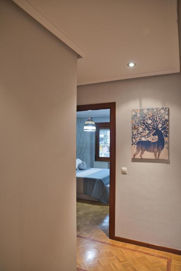 La Villa De Lore, Piso Completo Apto 6 Personas Con Garaje Aviles Ngoại thất bức ảnh